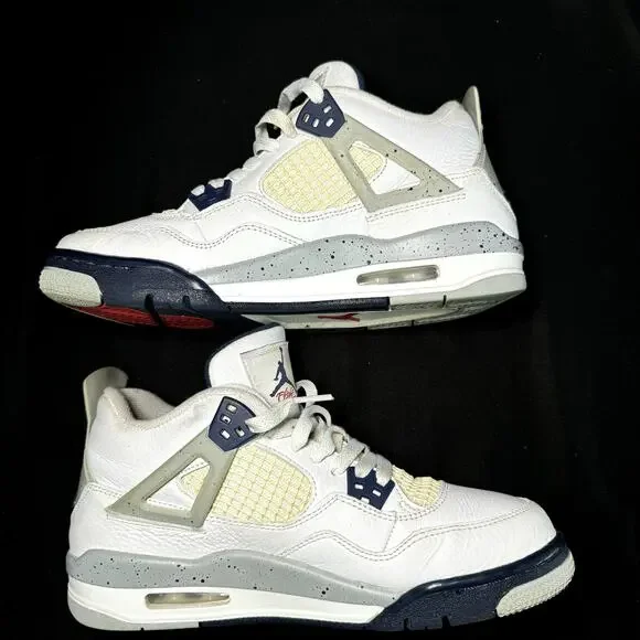 Size 7 - Nike Air Jordan 4 Retro GS Midnight Navy Men's Shoes - Picture 3 of 9
